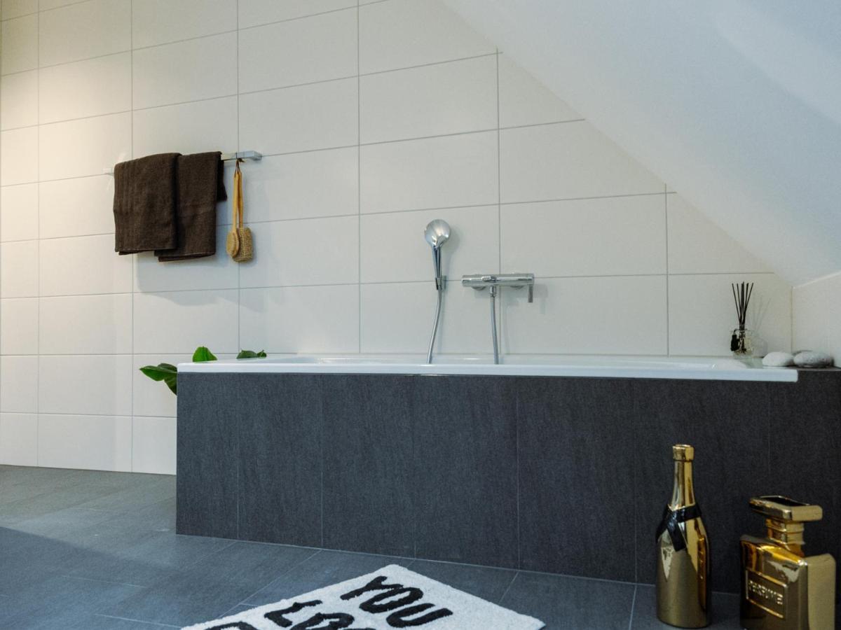 Lio Suite Design Apartment Balkon Terrasse Parken Fuer 4 Personen Bad Salzuflen Exterior photo